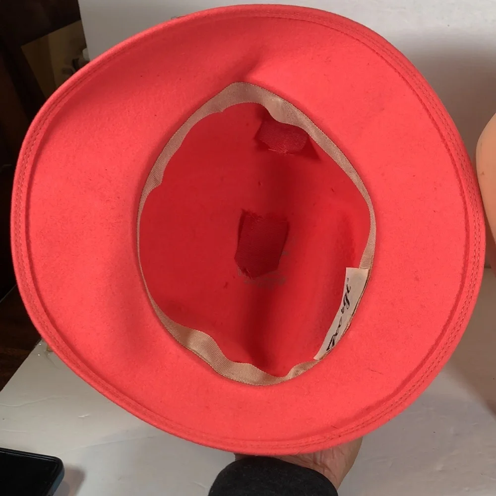Vintage Georgi Womens Hat Peach Wool Felt with 1/2